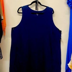 Long blue dress with pockets